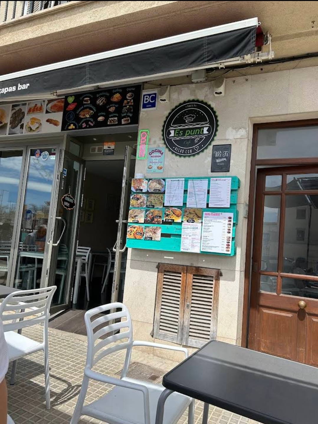 Es Punt Cafè
