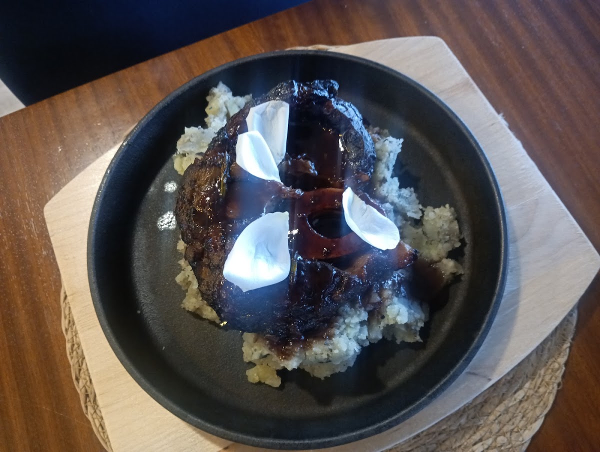 La Terrassa Mediterranean Bar & Grill