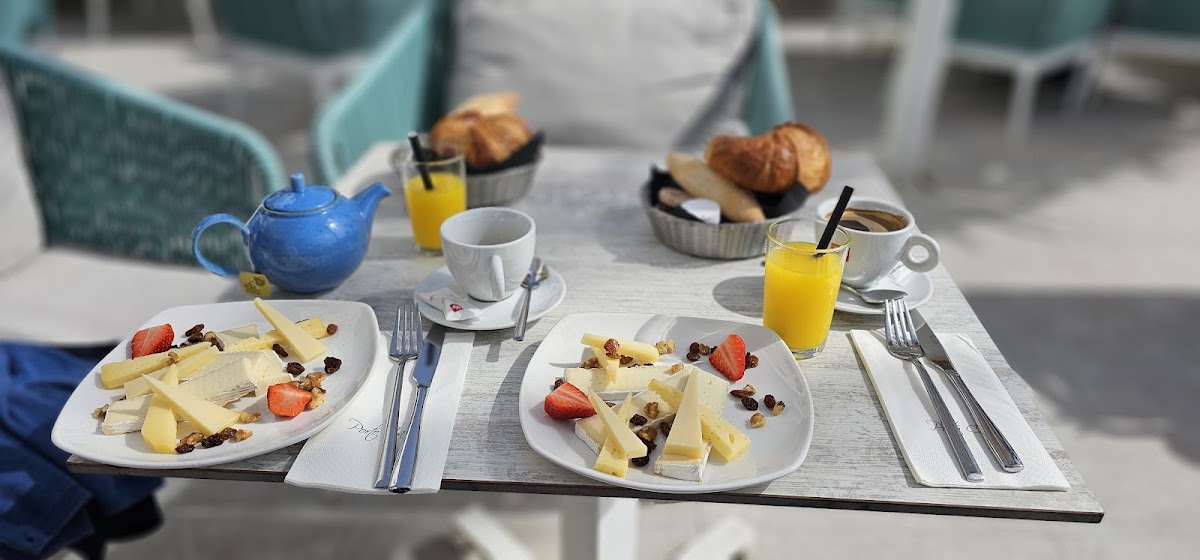 Porto Cari | Restaurant & Cafe