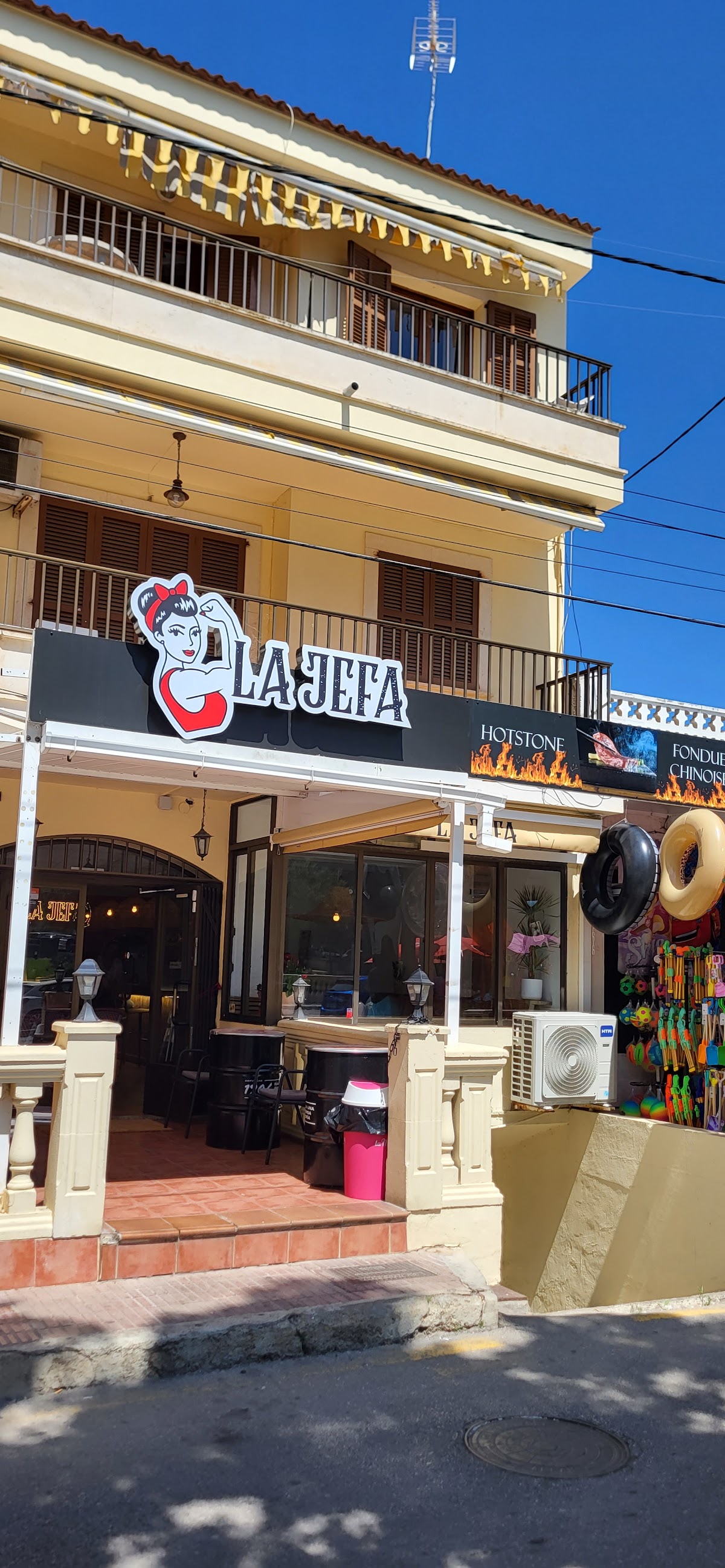 La Jefa