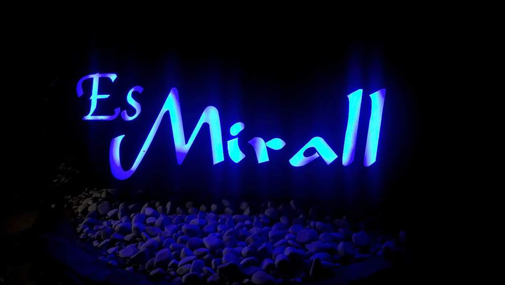 Es Mirall