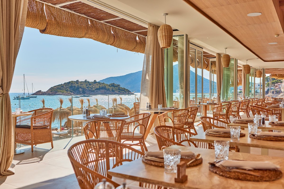 AQUA Beach Club