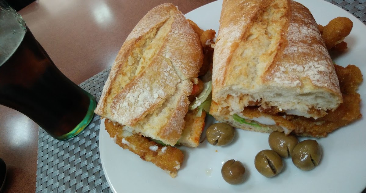 Ruanos Cafe & Bar