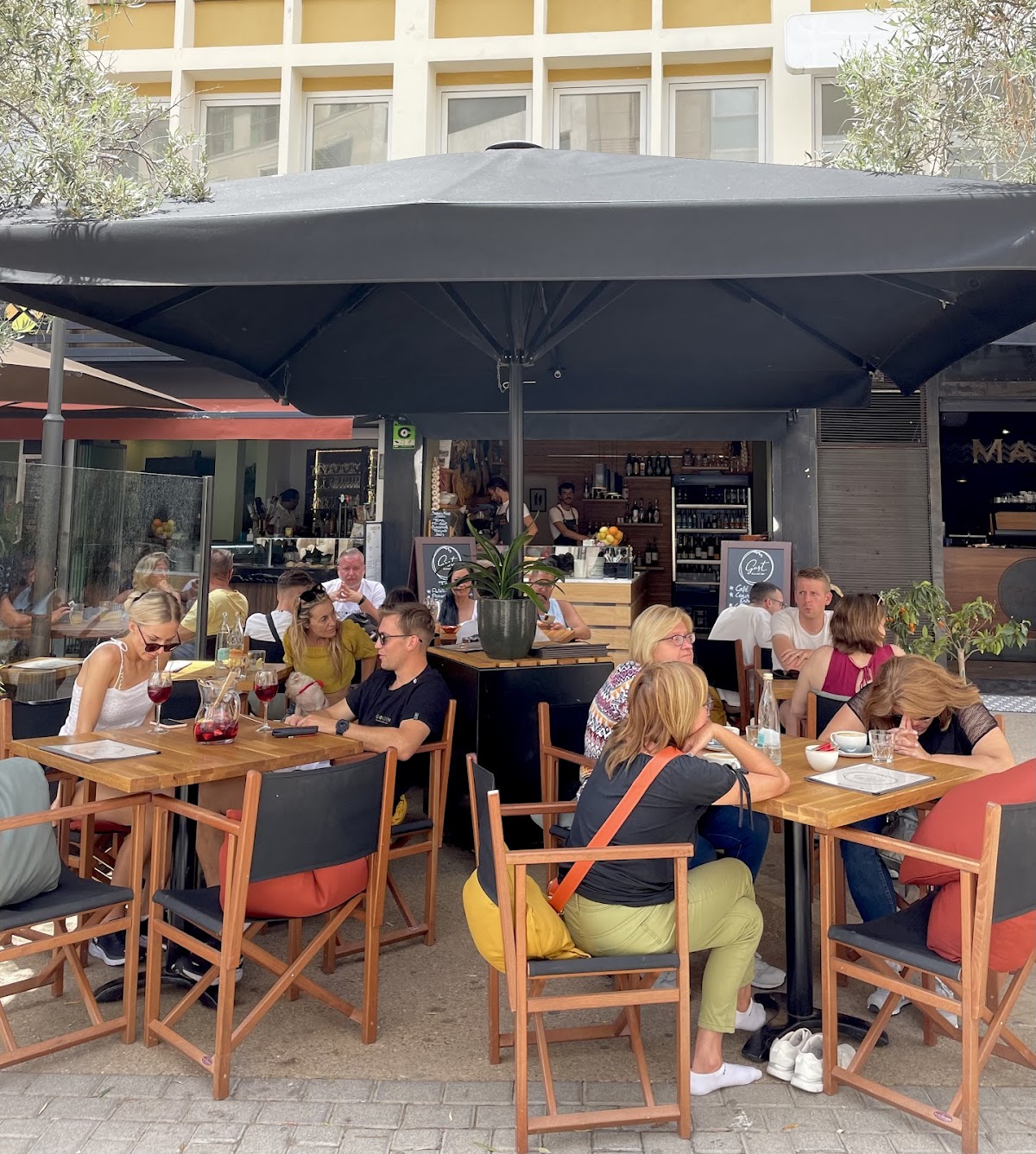 Gust Gourmet Bar