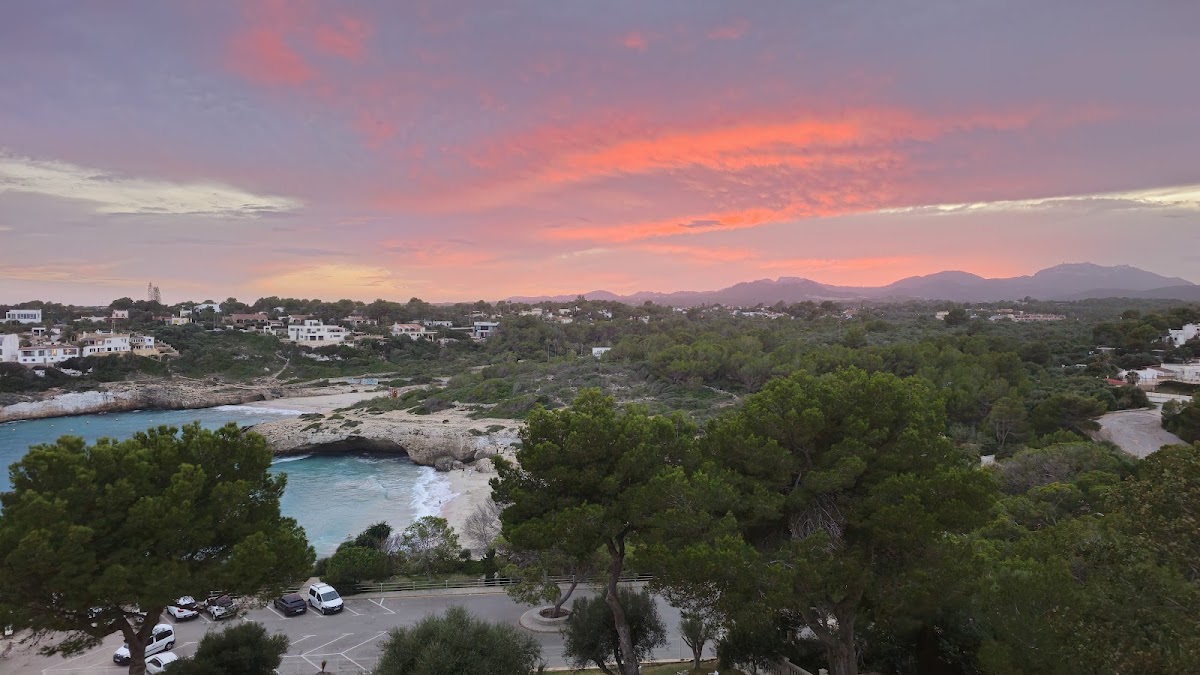 Martinelli Beach Club