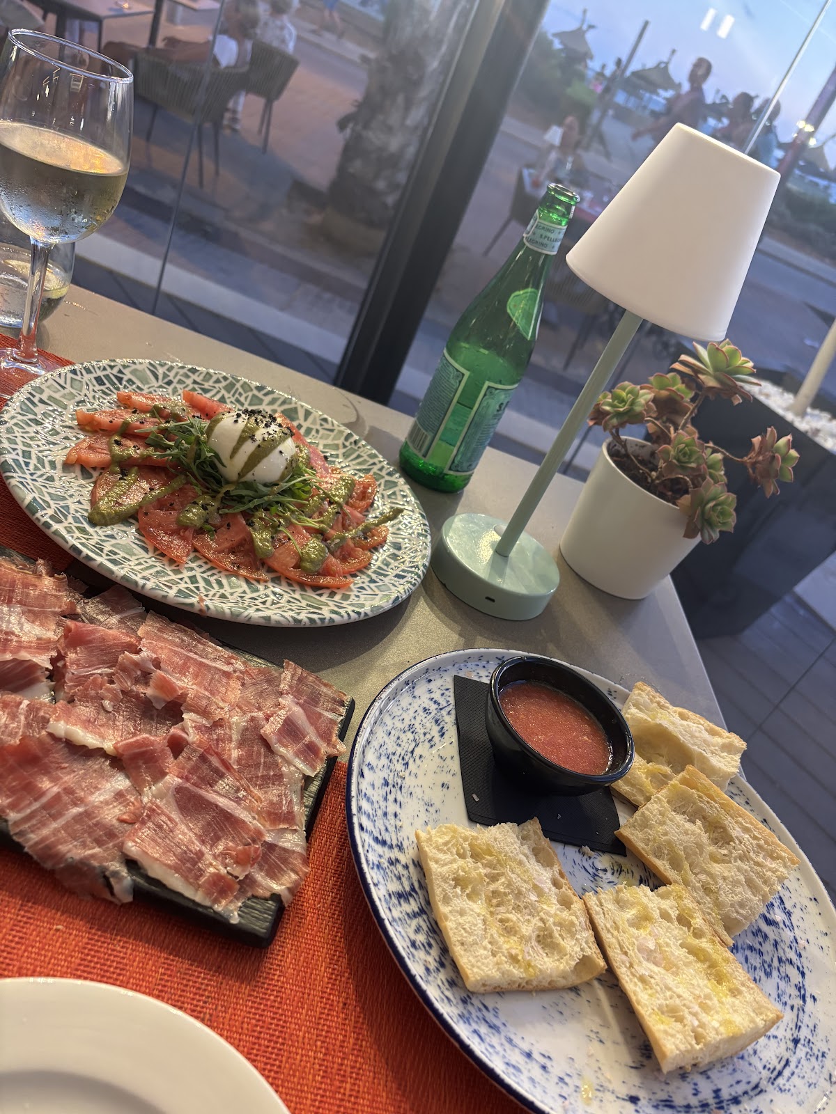 Mikel & Pintxo