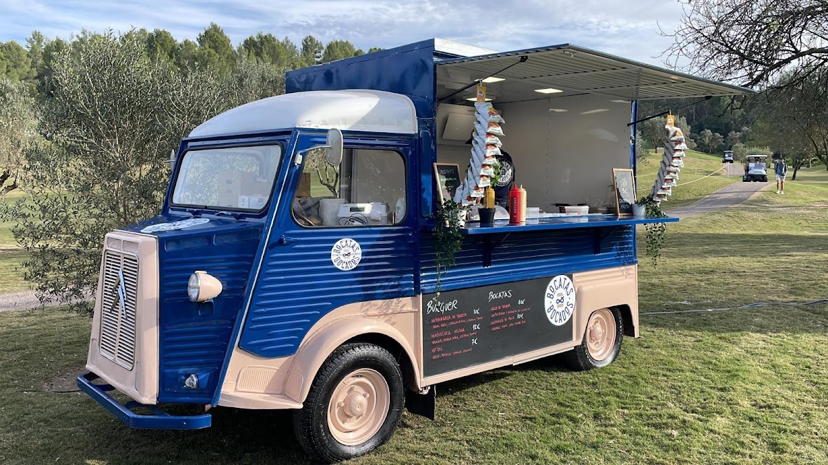 Bocatas y Bocados: Restauración, Food Trucks, Eventos, Bodas