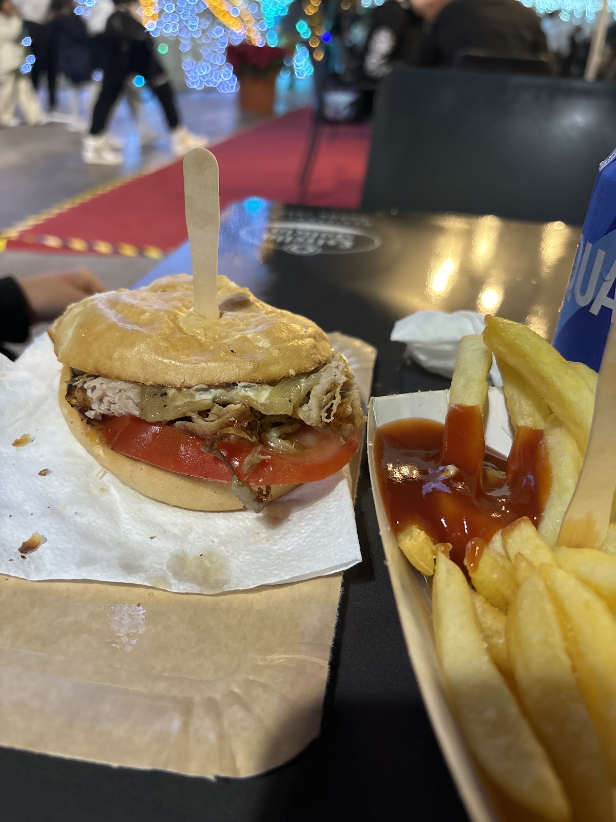 Bocatas y Bocados: Restauración, Food Trucks, Eventos, Bodas