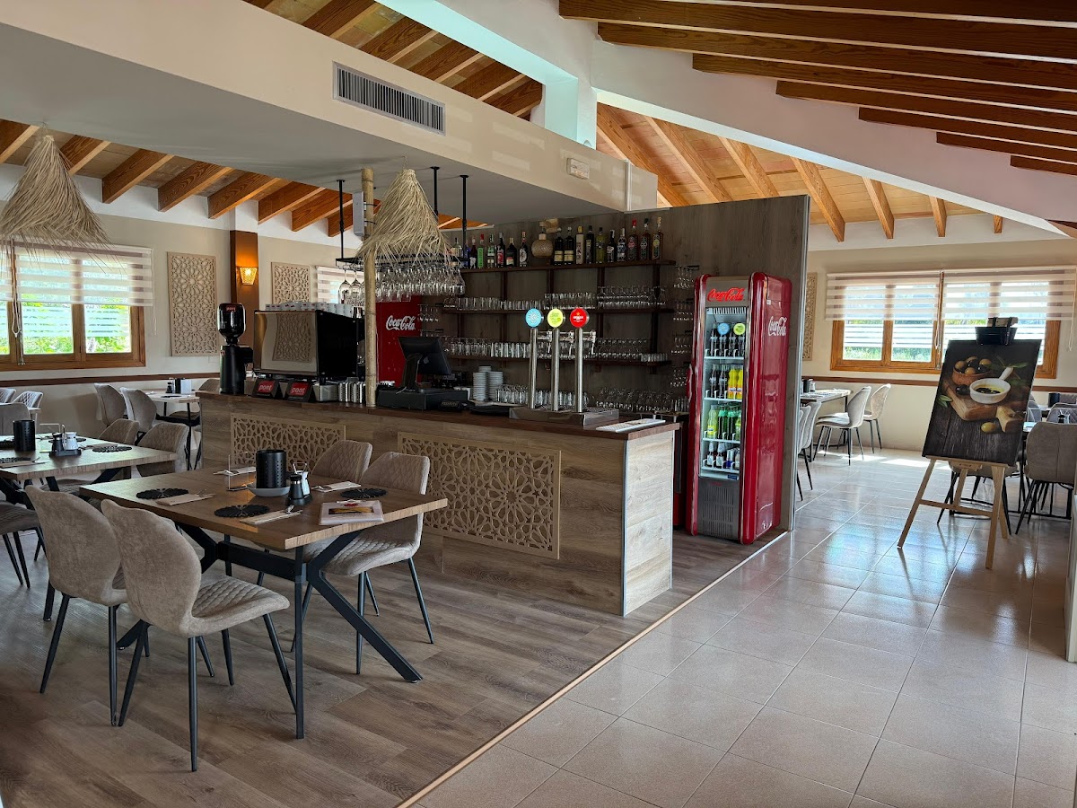 MA-15 Restaurant Escalope