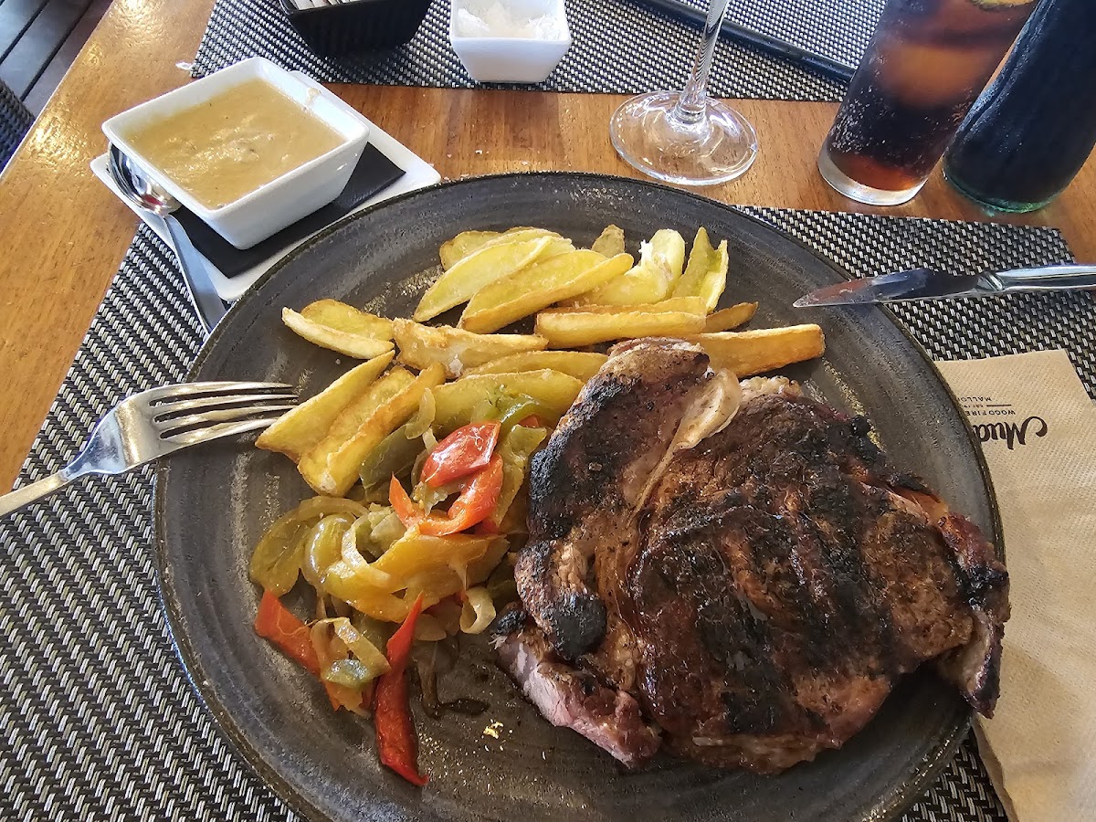 Muddy's Wood Fired Grill