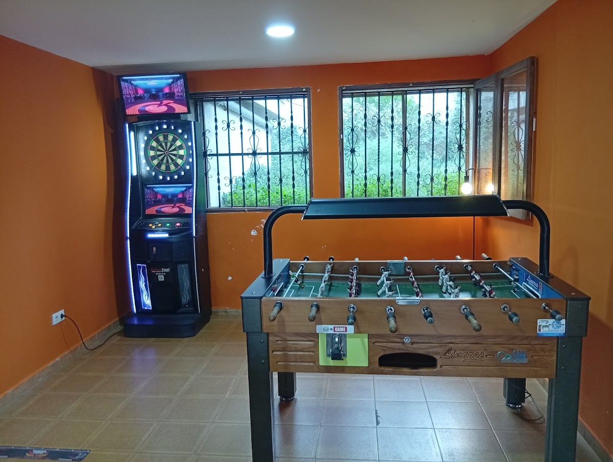 Bar Es Dau