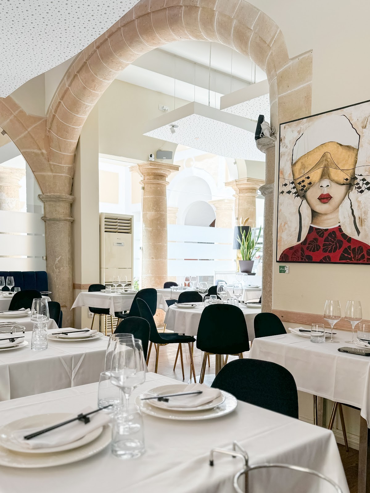 Emilio Innobar - Restaurante cocina de fusión