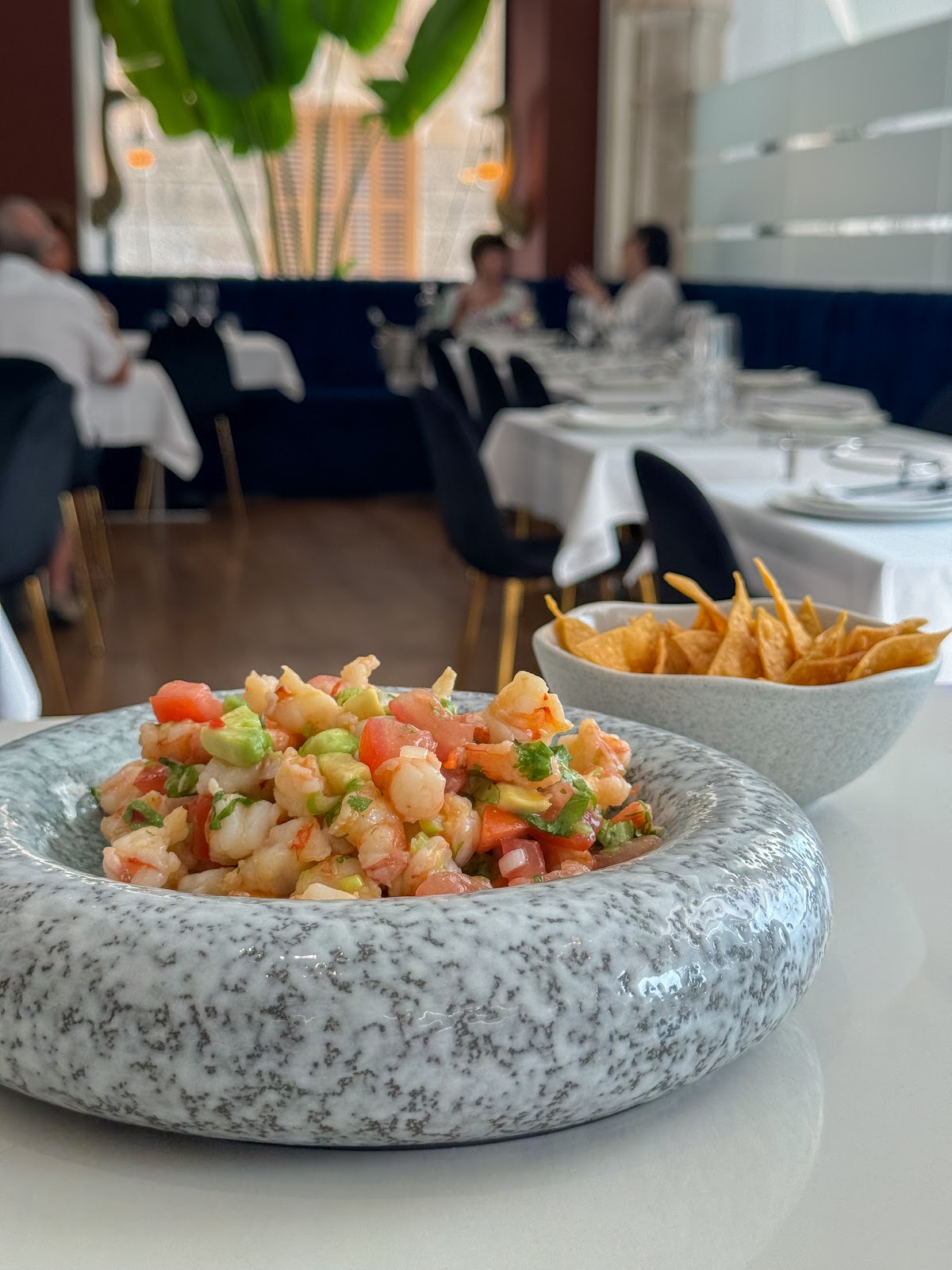 Emilio Innobar - Restaurante cocina de fusión