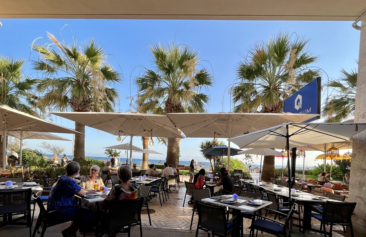 Qvantum Restaurant