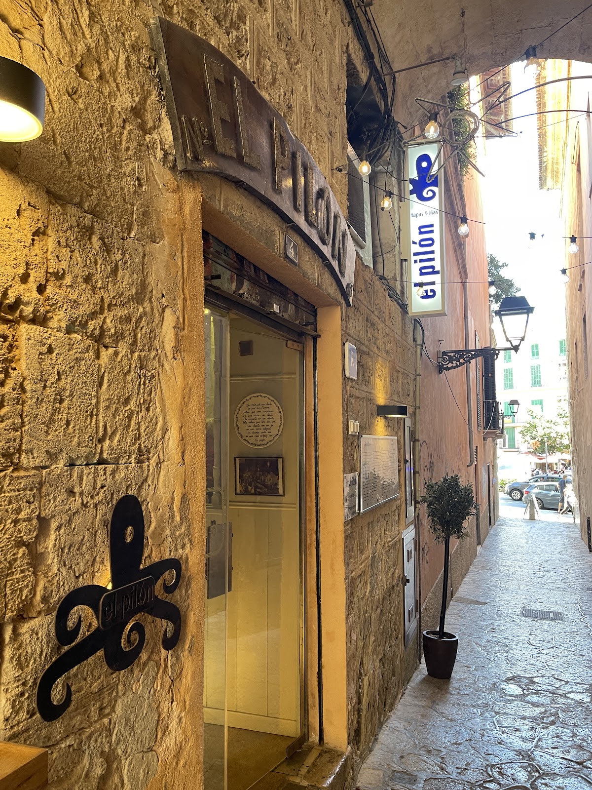 Restaurant El Pilón