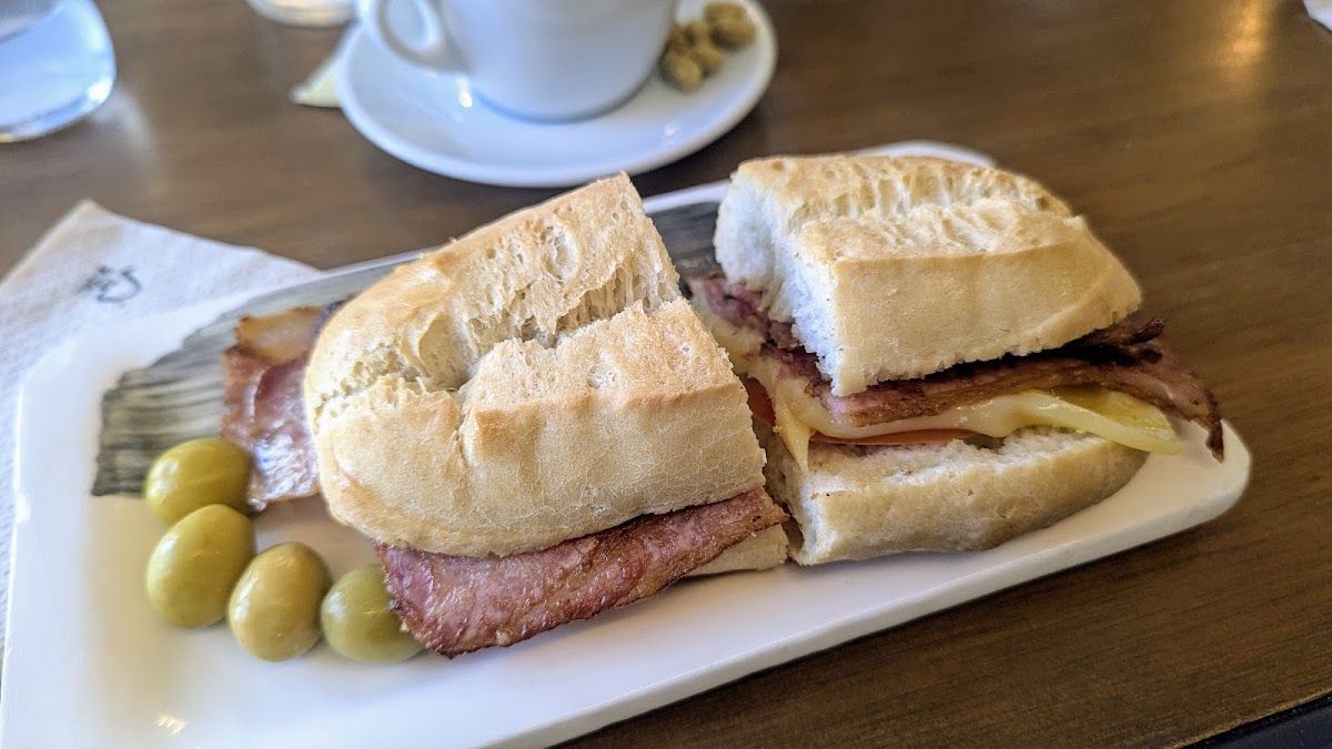 CAFÈ 77