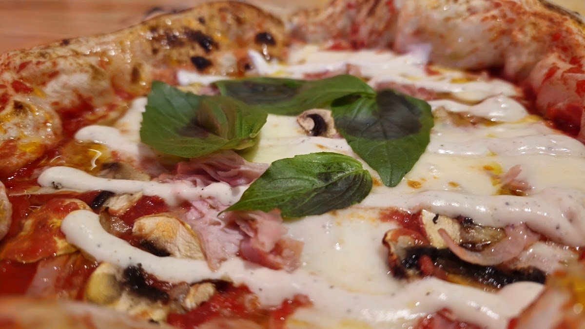 Santa Chiara Raimundo Pizza Napoletana Contemporanea