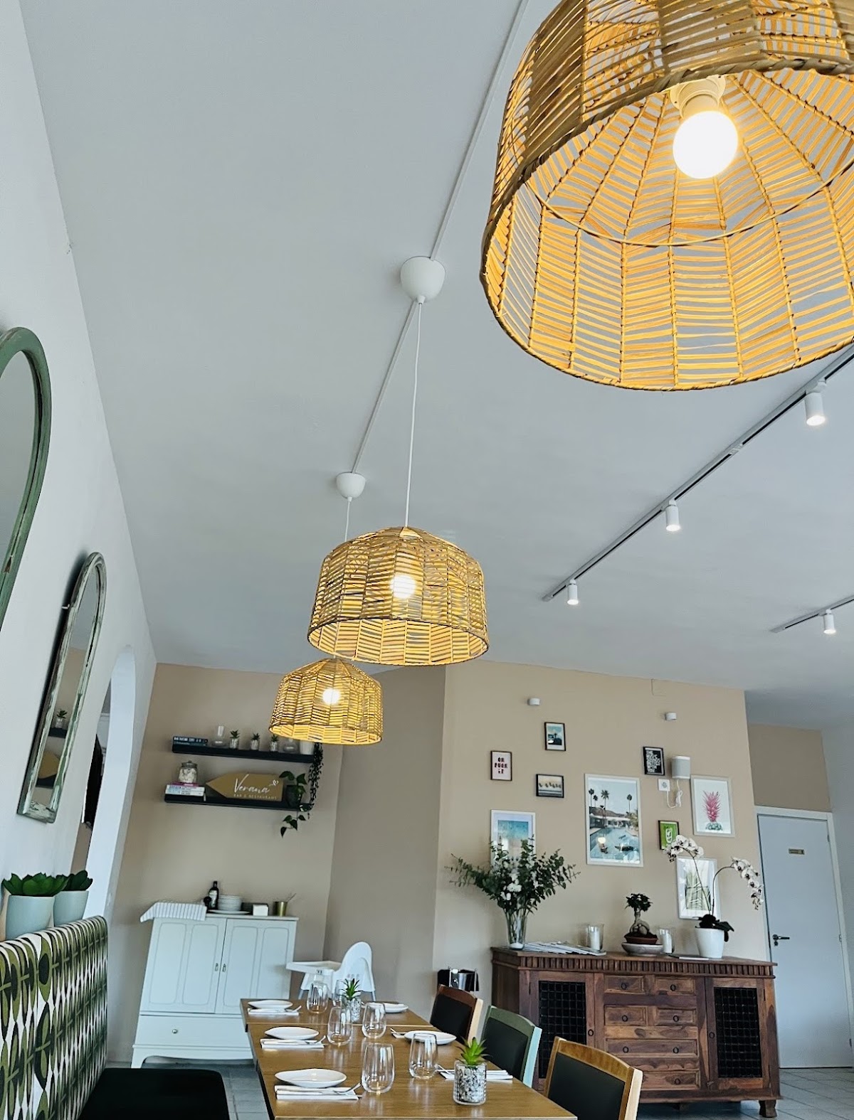 Verana Bar & Restaurante