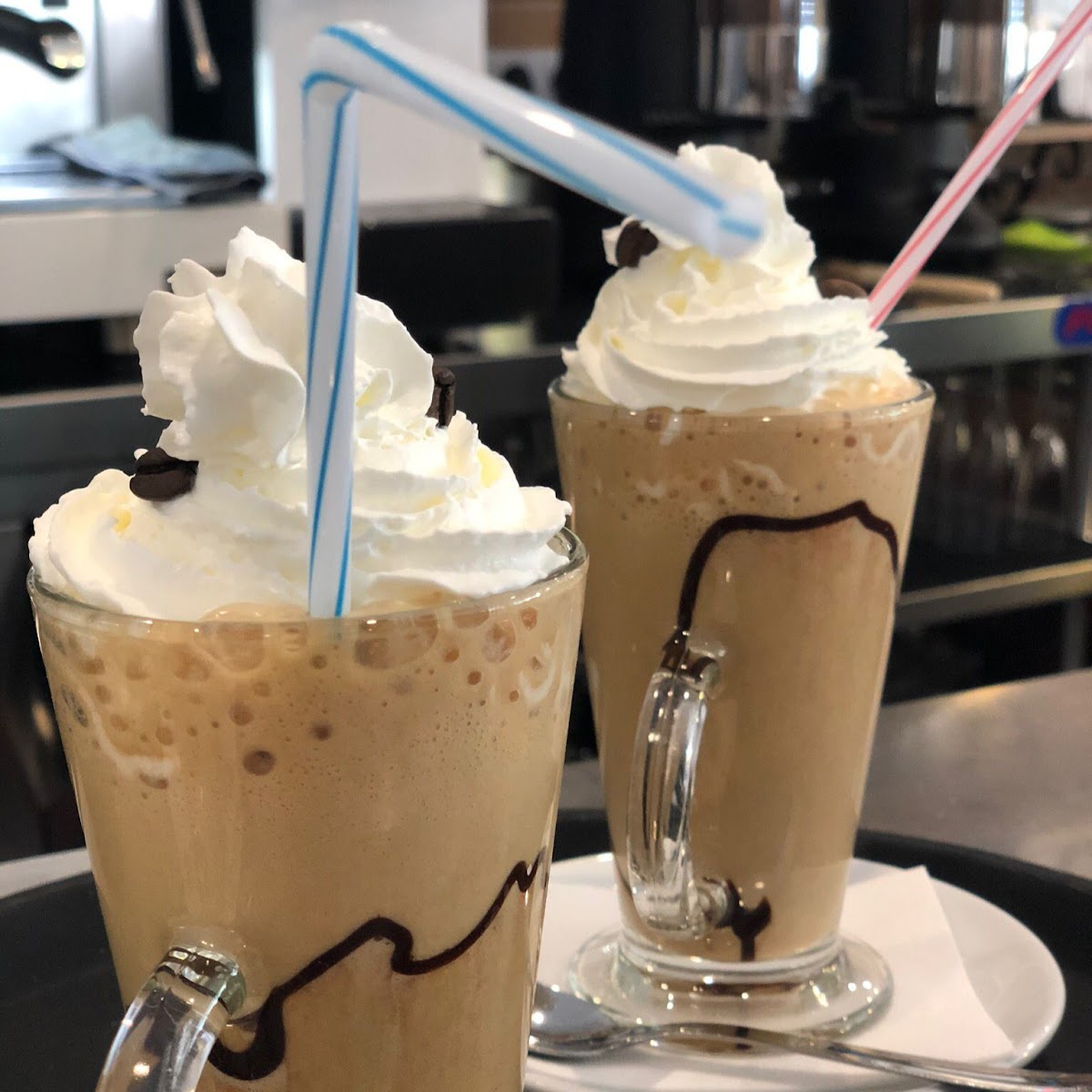 ES FAR Coffee & Brunch