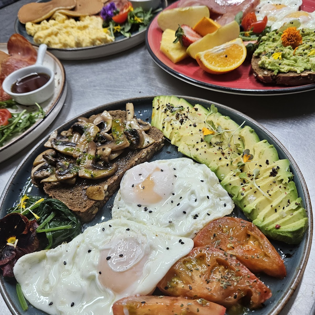 ES FAR Coffee & Brunch
