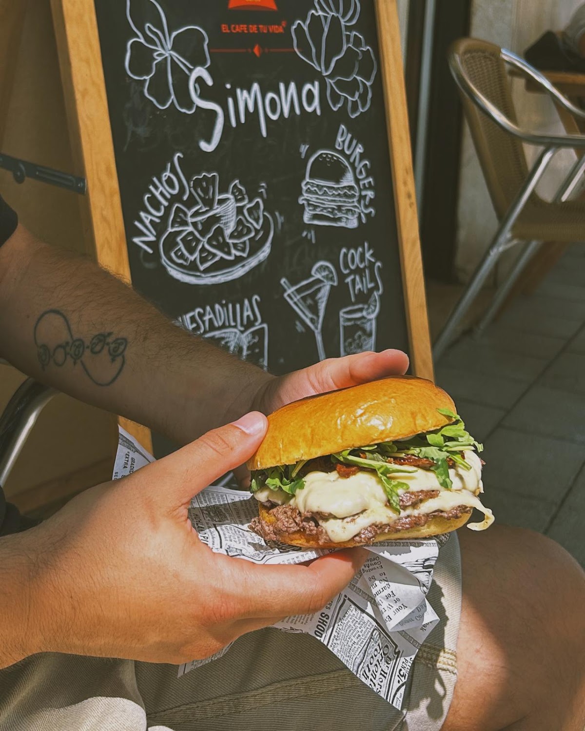 Simona Food & Drinks