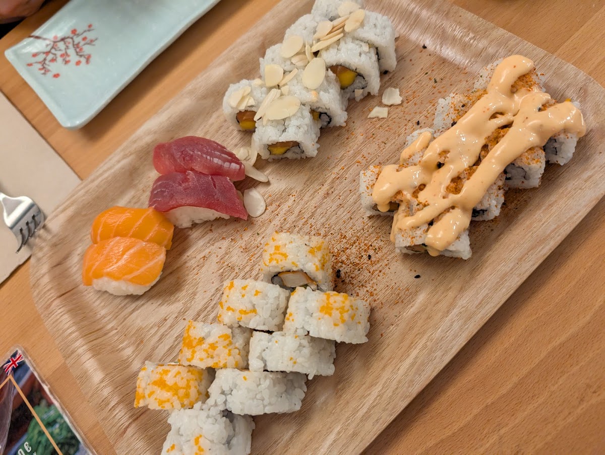Dragon Sushi