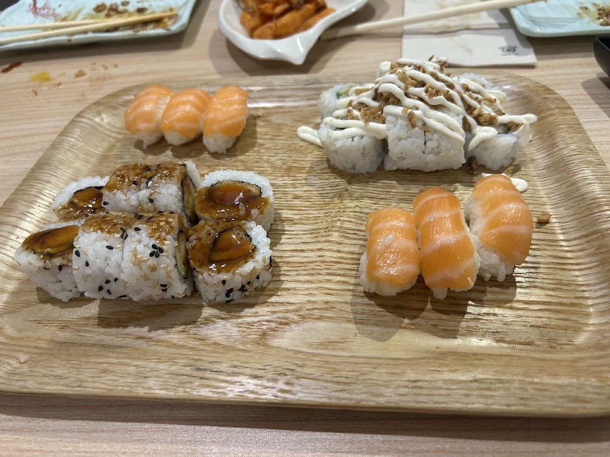 Dragon Sushi