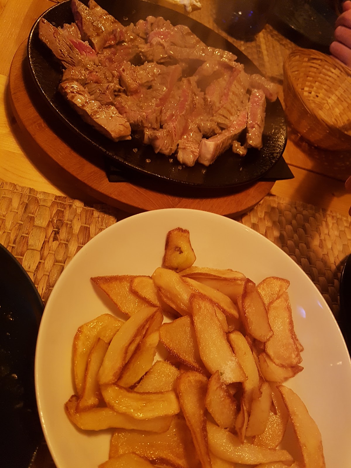 Bistro & Tapas