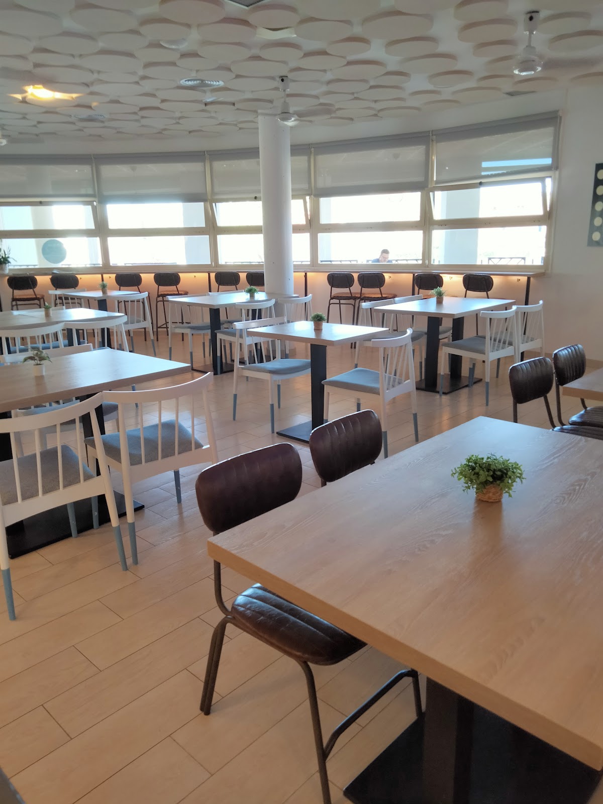 Detente café