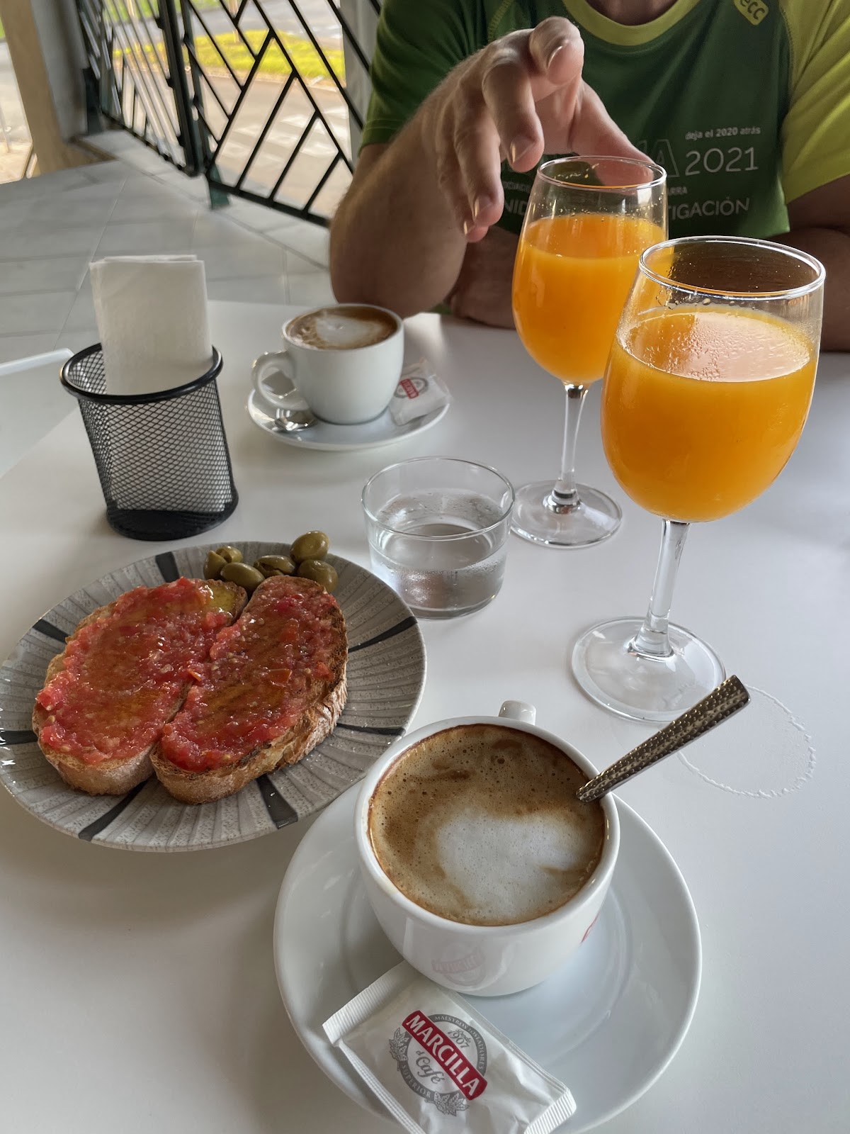 Detente café