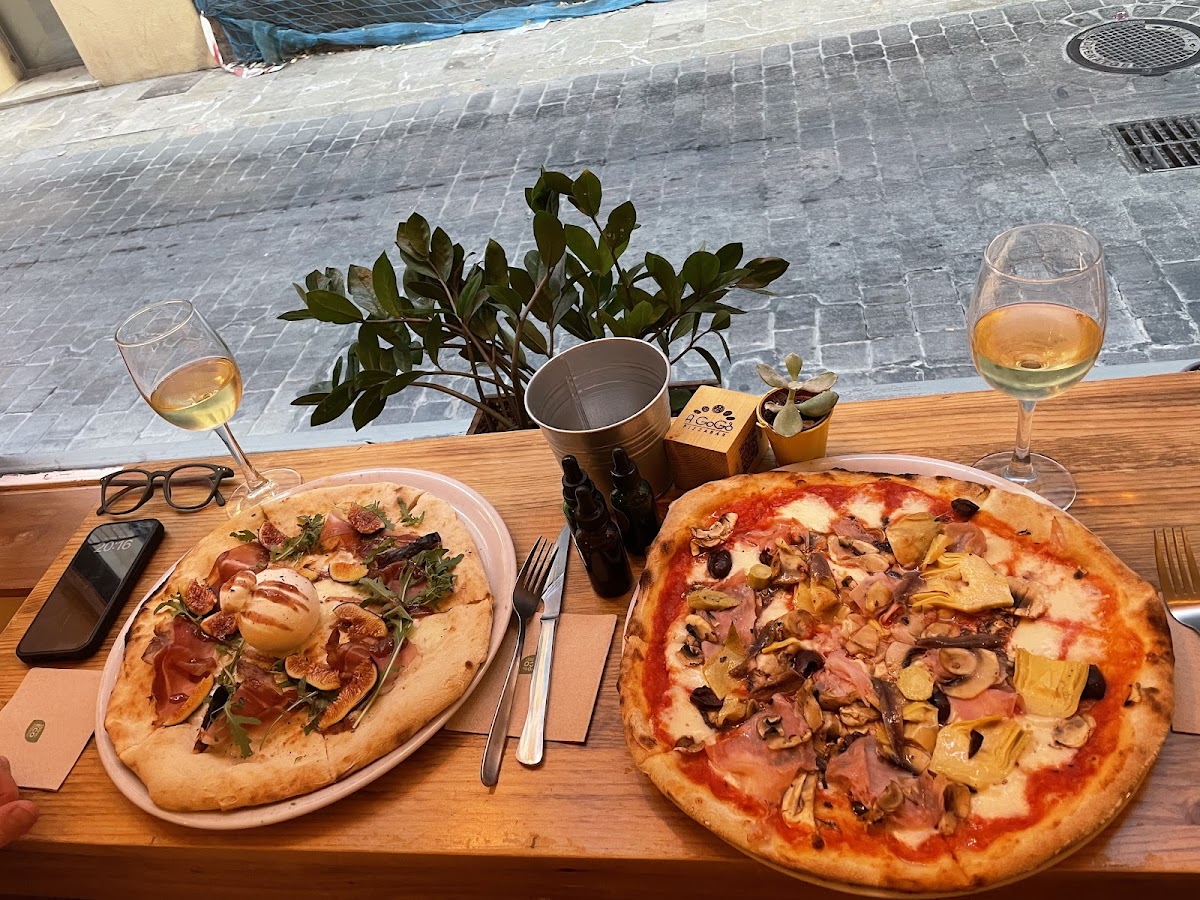 A GoGò Pizzabar