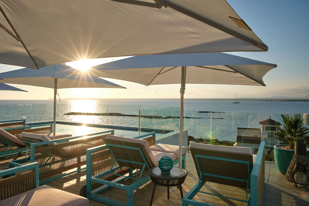 The Sunset Sea Club - Adults only