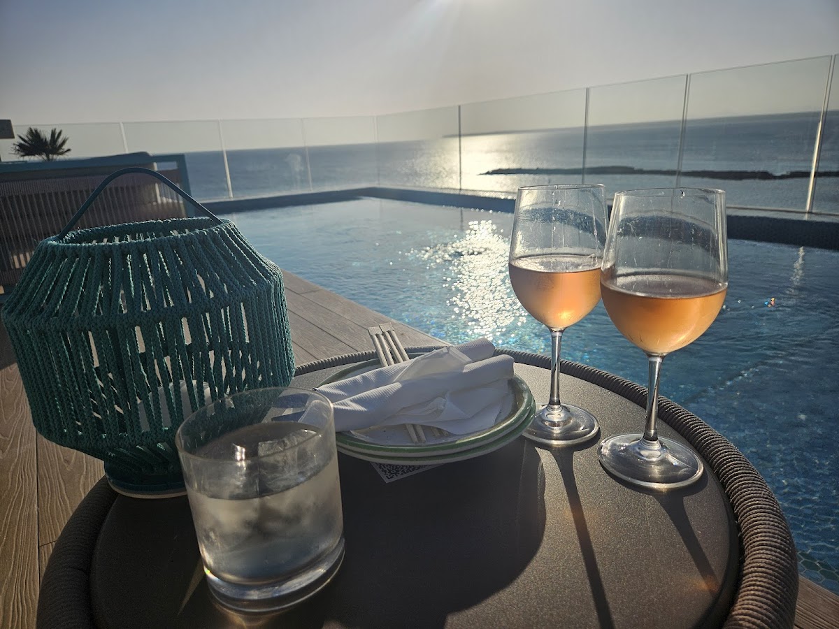 The Sunset Sea Club - Adults only
