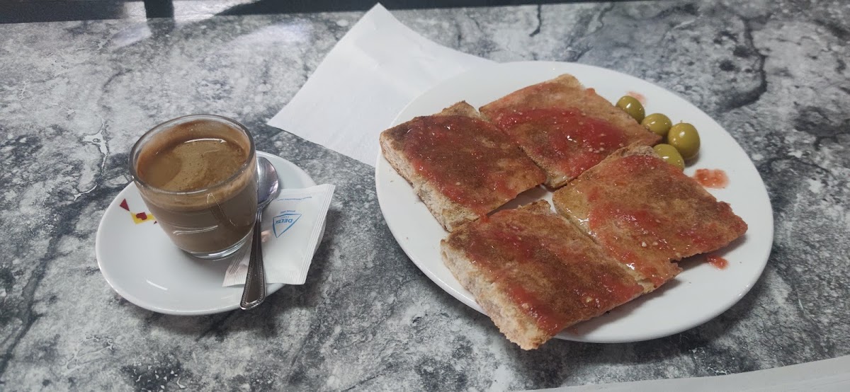 Cafetería Nuevo Dual