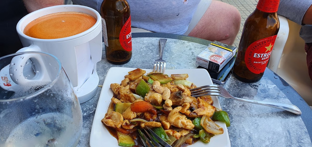 Cafetería Nuevo Dual