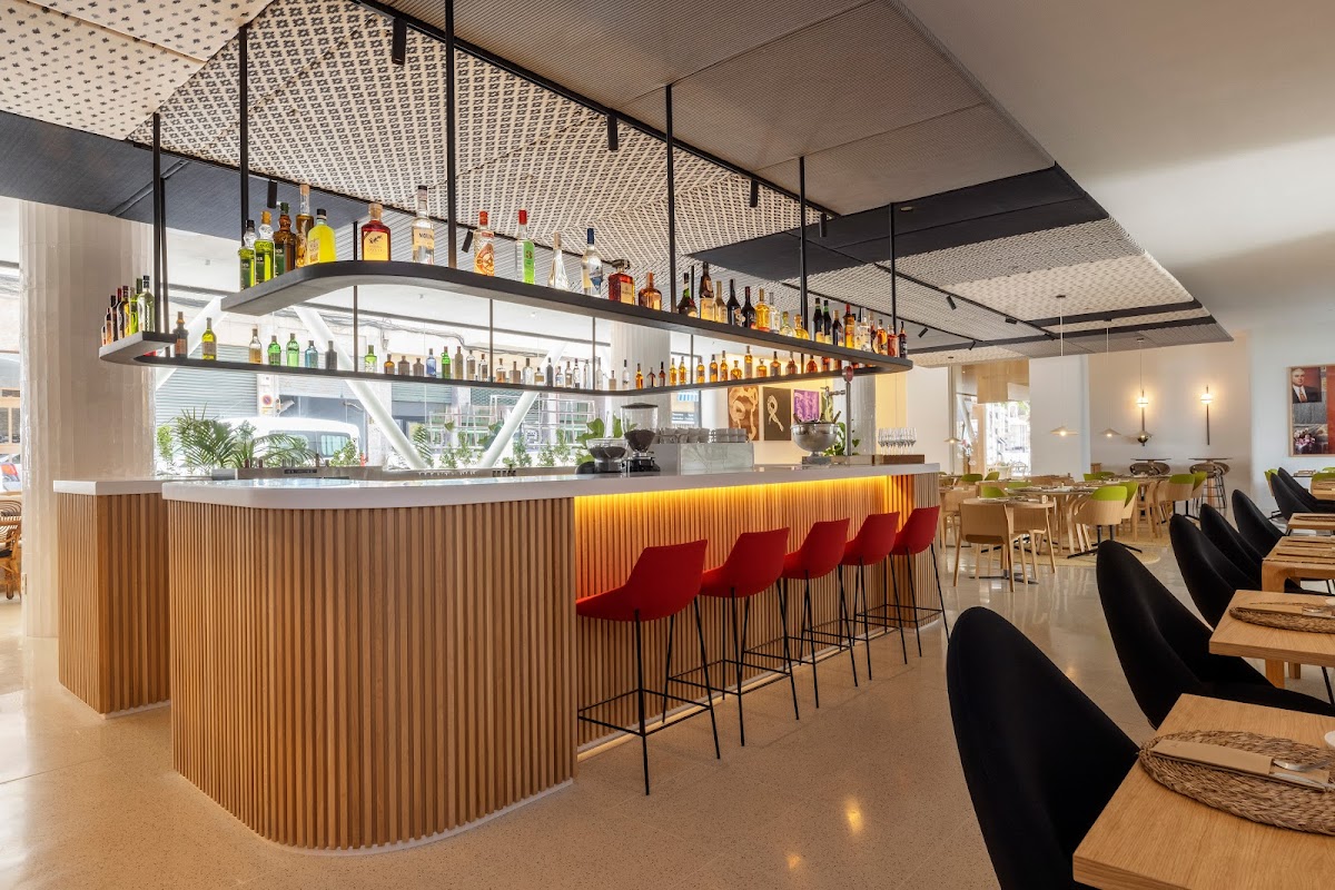 Blanc Restaurant