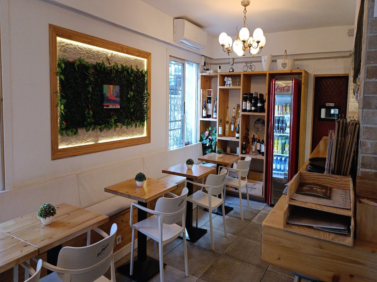 Vesuvio Italian Bistrot