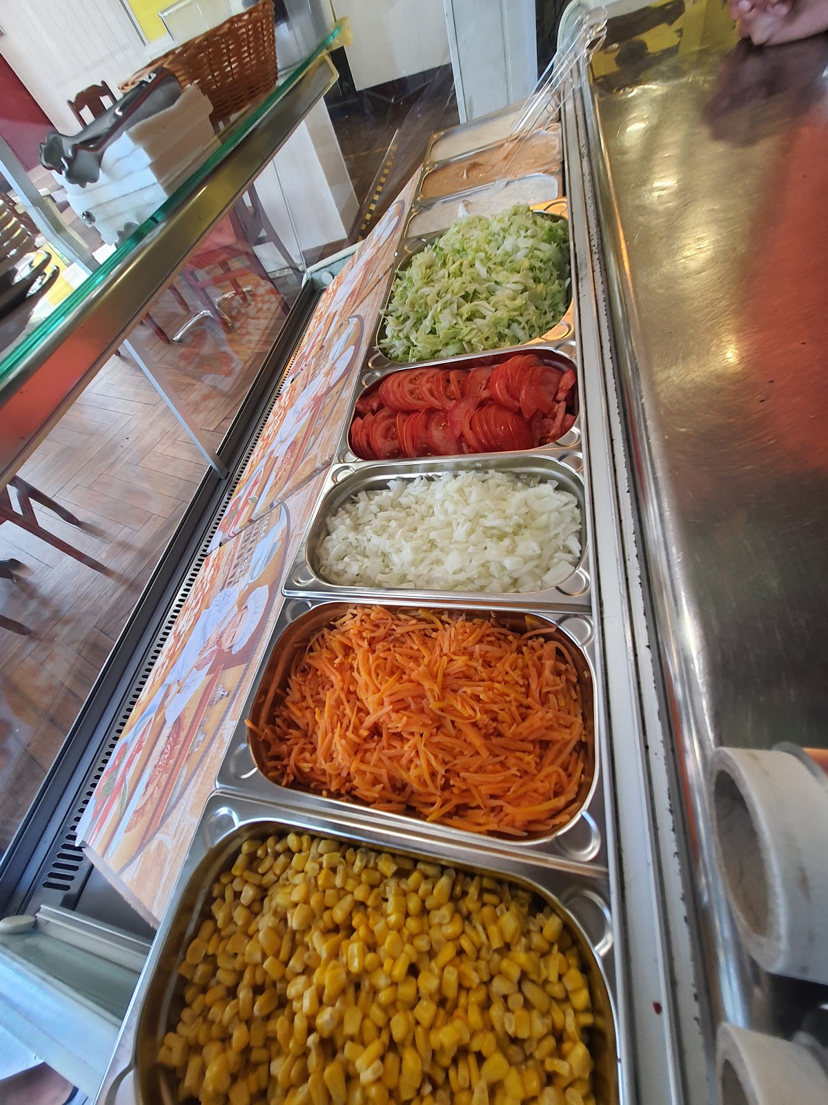 bar wifi pizza kebab tapas