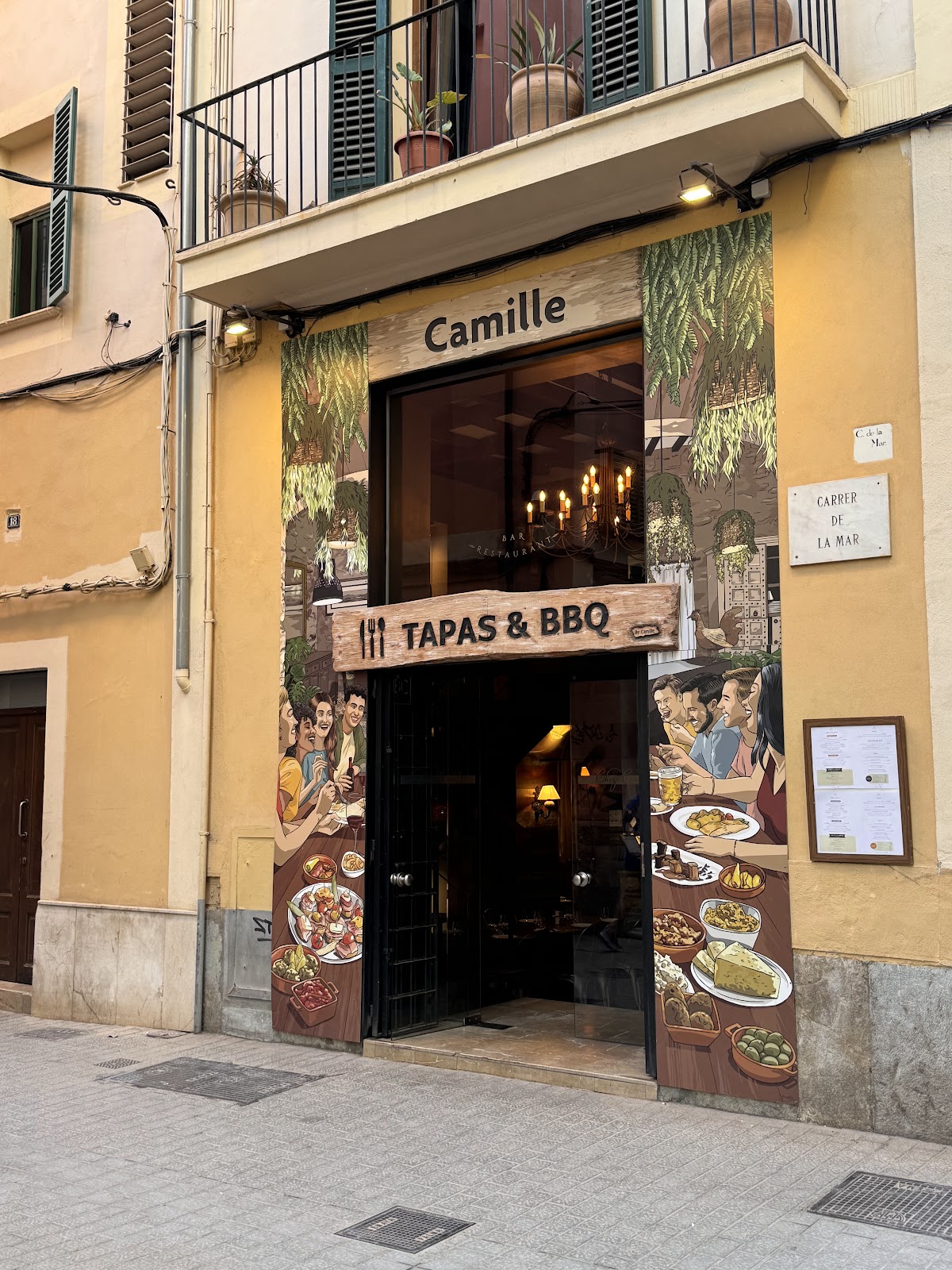 Camille Tapas & BBQ