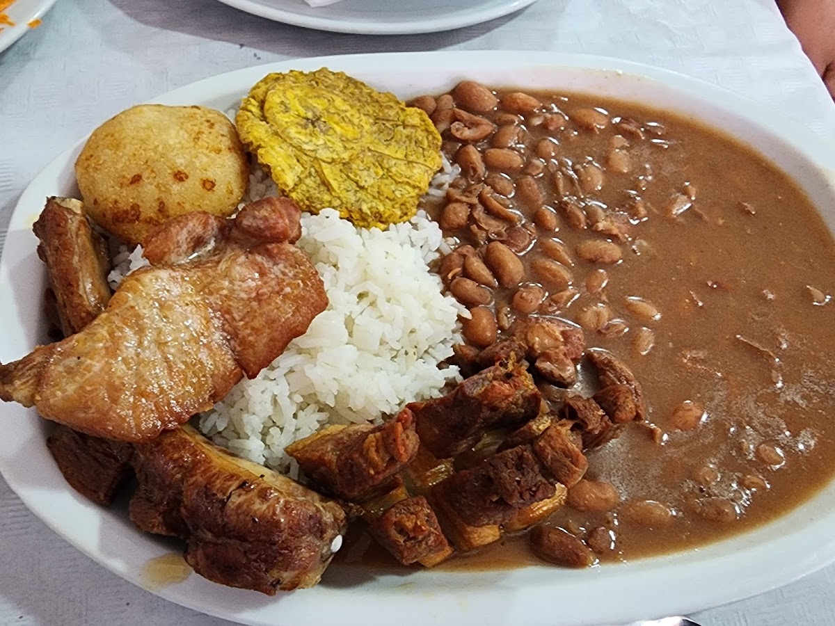 Restaurante Sabor Criollo