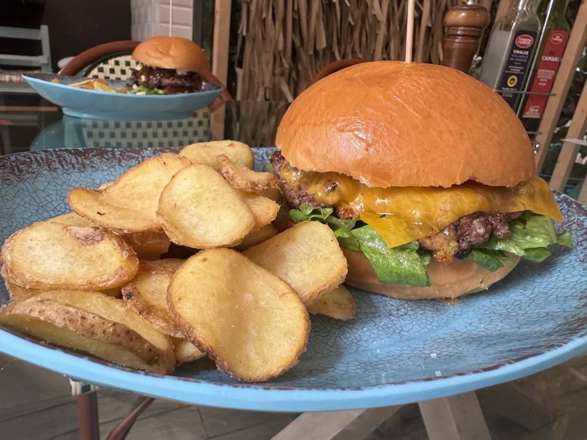 La Martina Burgers