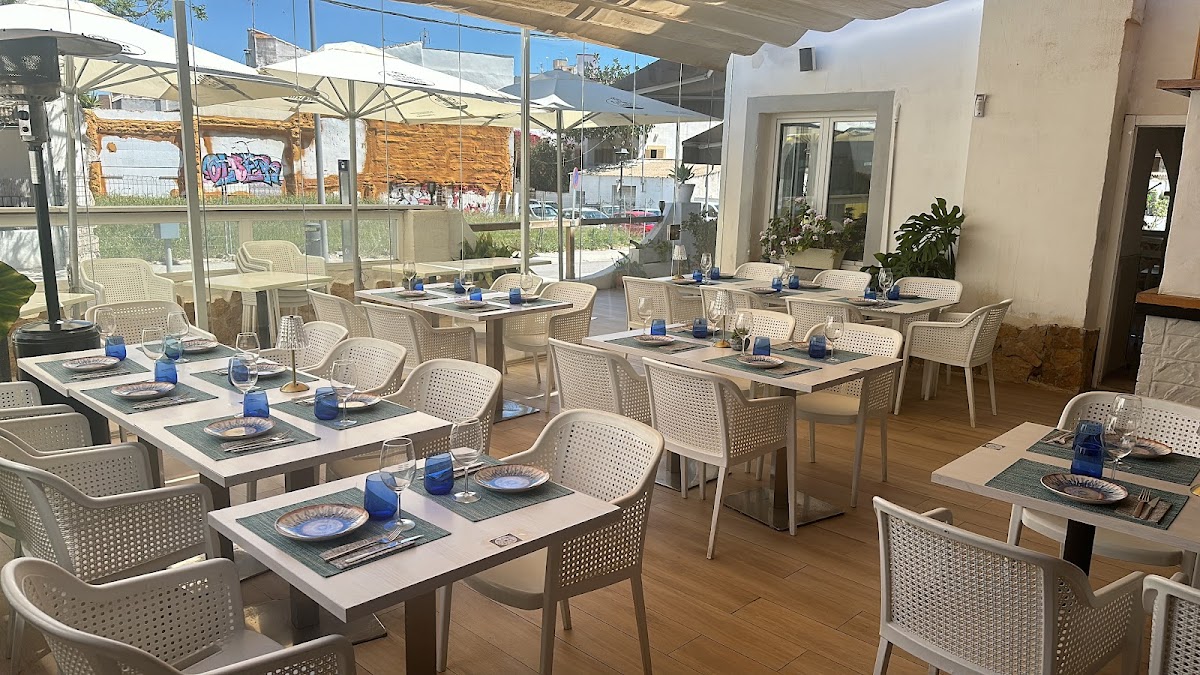 Restaurante Humo - Carnes y Pescados a la Brasa