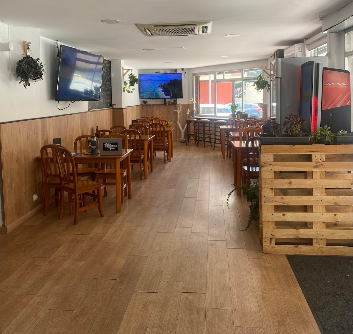 Tunuyorca - Bar de Palma