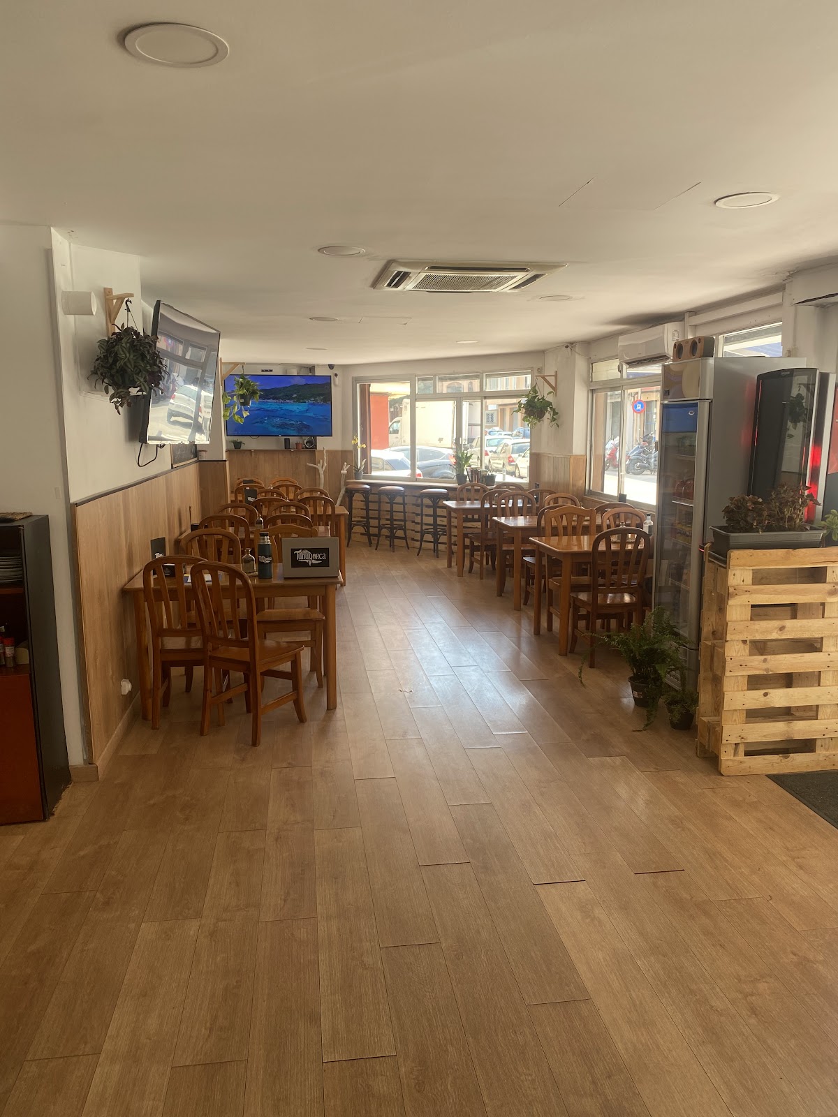 Tunuyorca - Bar de Palma